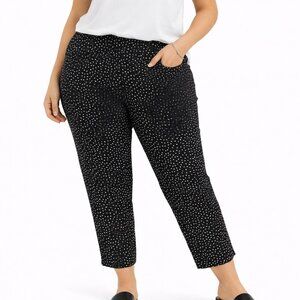 One by Chapter one pull on peg leg Capri black with white polka dots